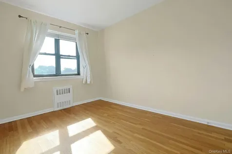 19 Old Mamaroneck Road White Plains NY 10605