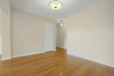 19 Old Mamaroneck Road White Plains NY 10605