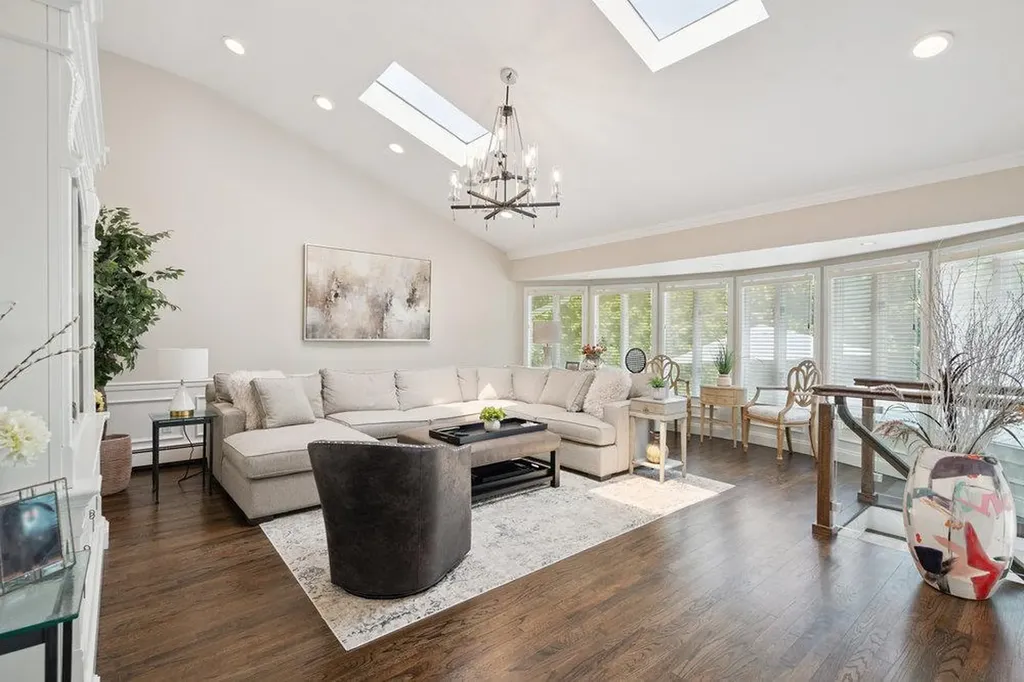 3411 Hewlett Avenue Merrick NY 11566