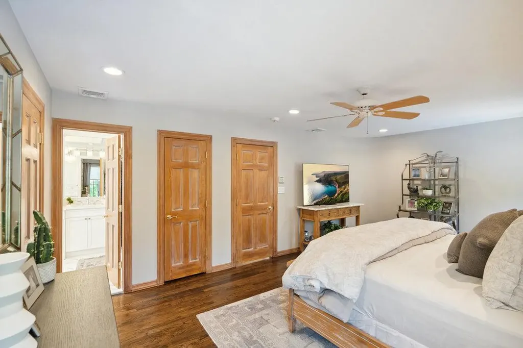 3411 Hewlett Avenue Merrick NY 11566