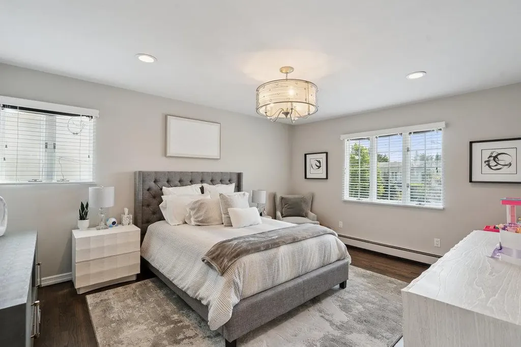 3411 Hewlett Avenue Merrick NY 11566
