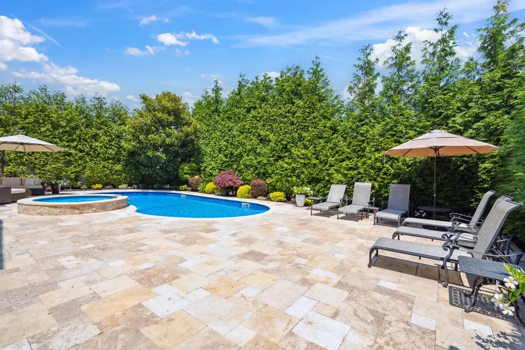 3411 Hewlett Avenue Merrick NY 11566
