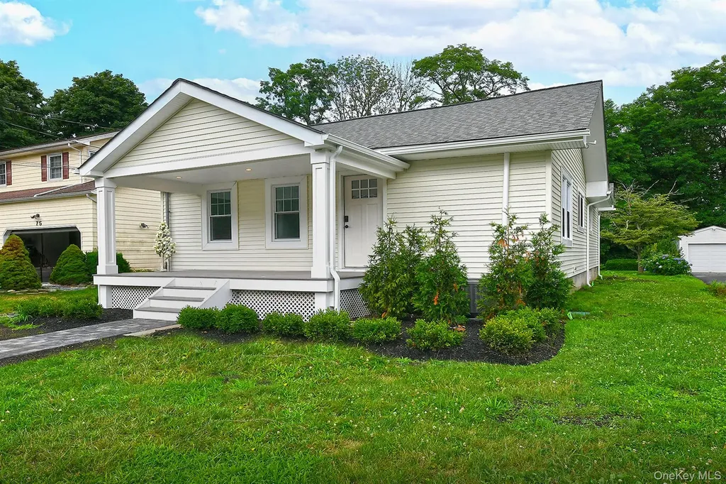 65 Willow Avenue Huntington NY 11743