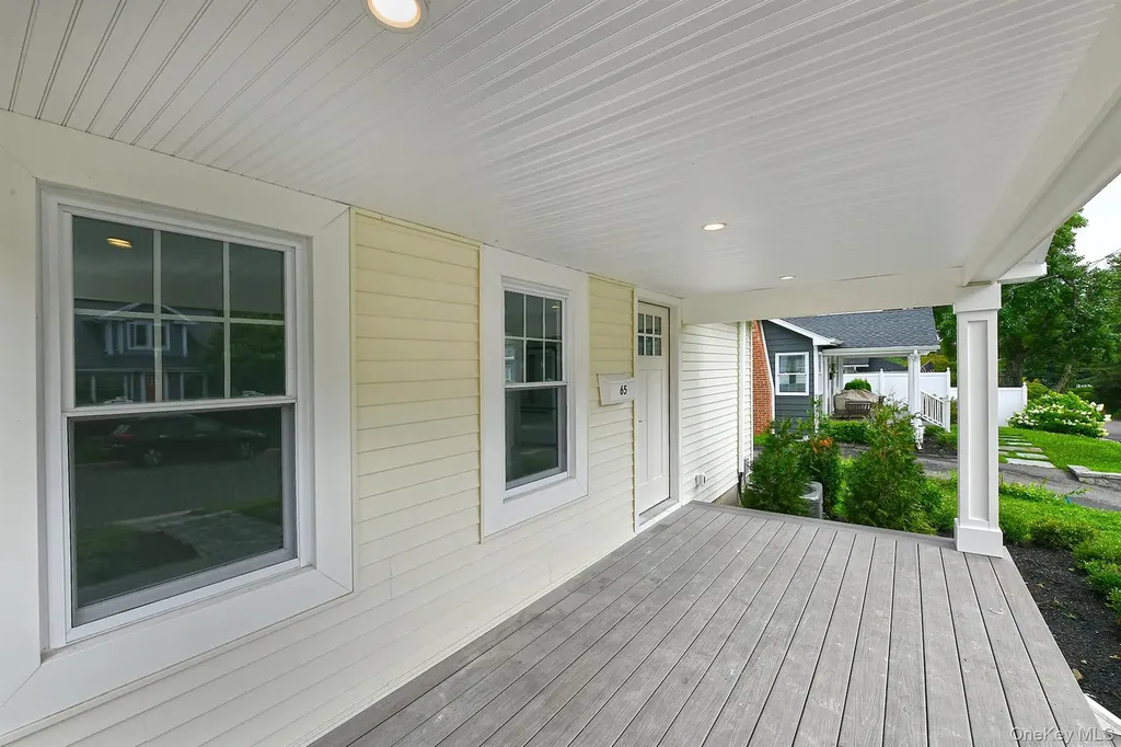65 Willow Avenue Huntington NY 11743