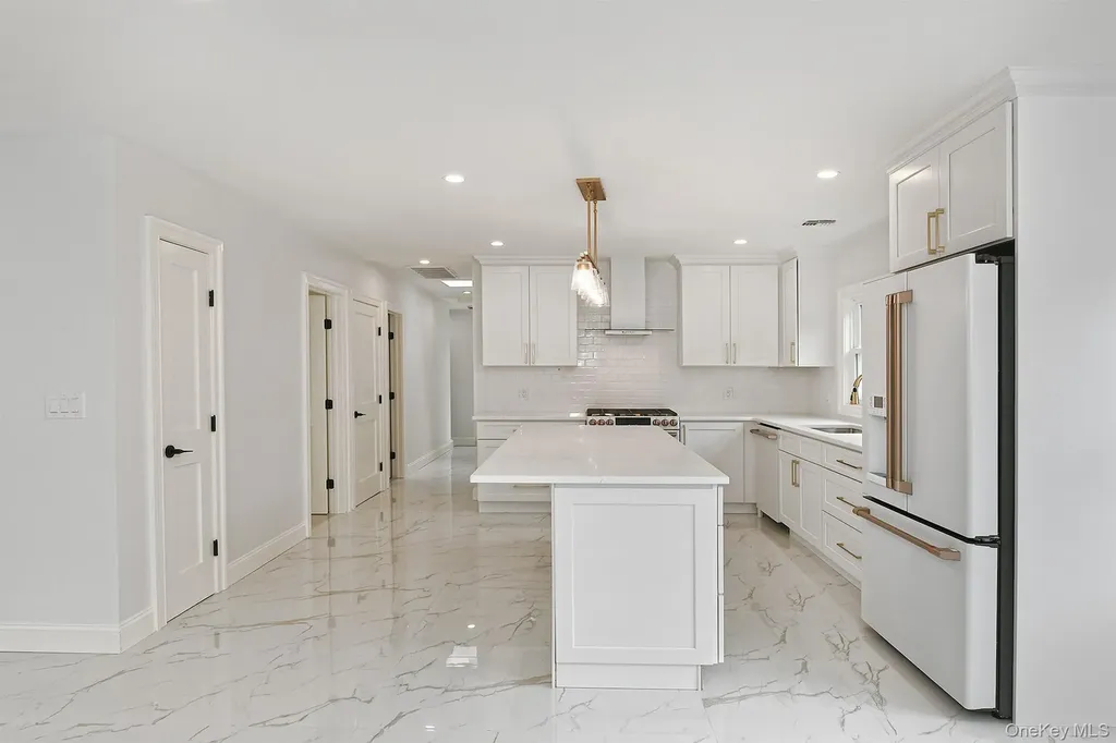 65 Willow Avenue Huntington NY 11743
