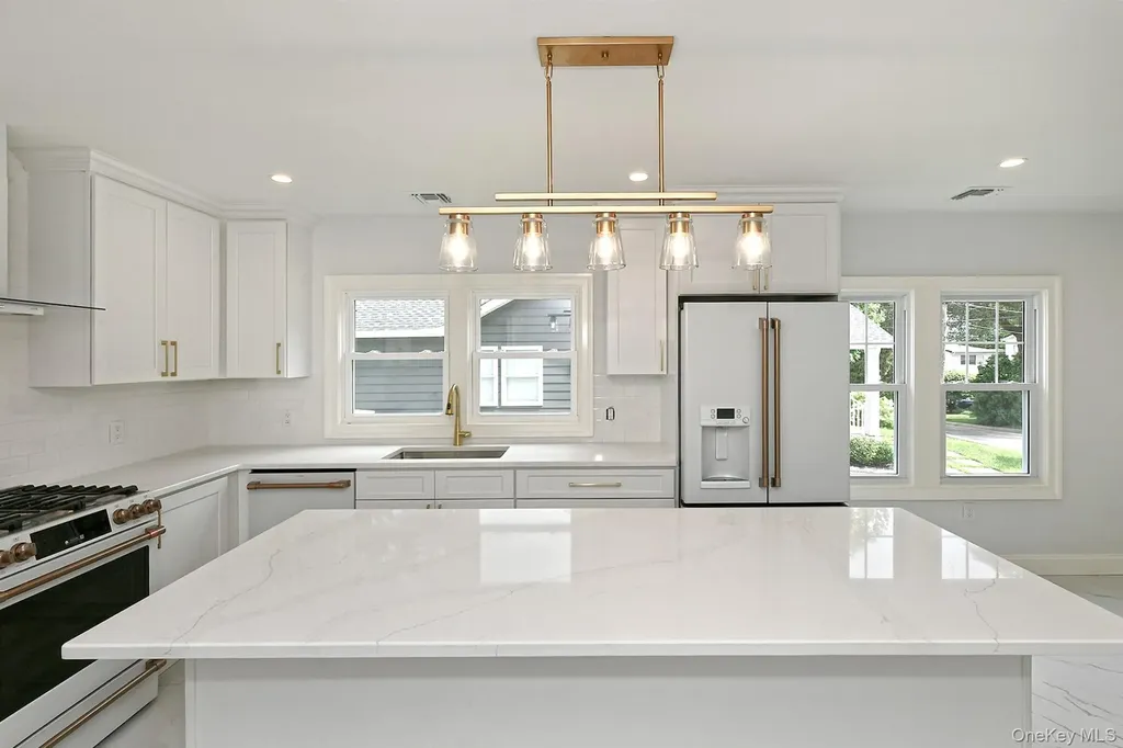 65 Willow Avenue Huntington NY 11743