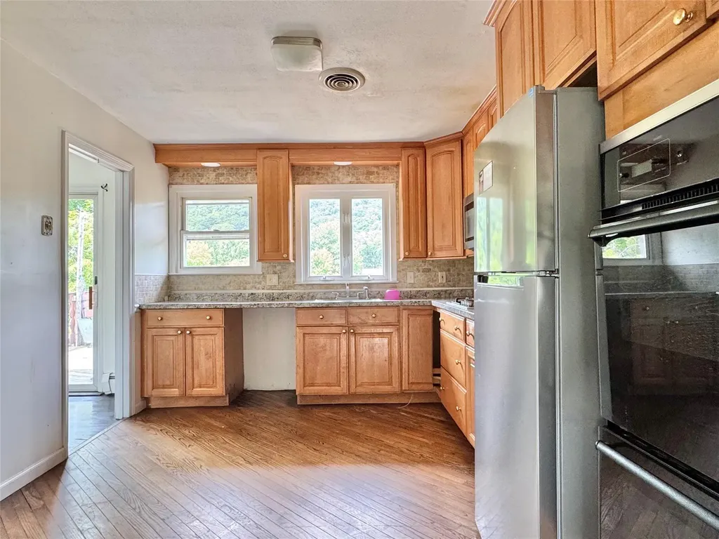 42 Merriewold Lane N Monroe NY 10950