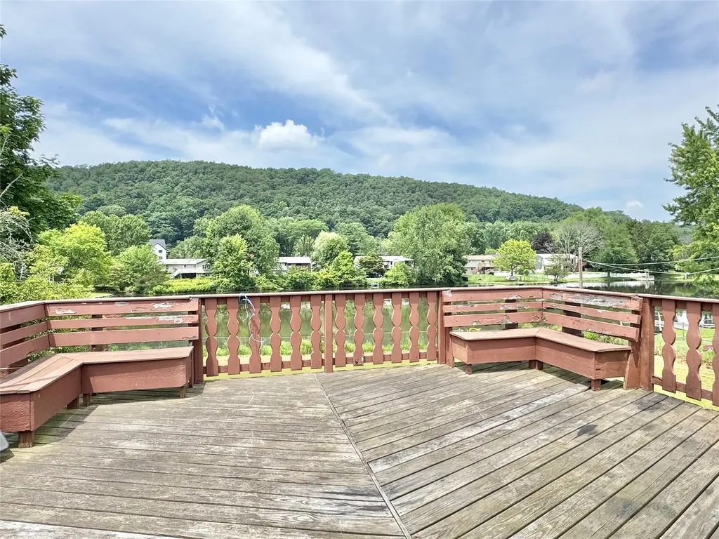 42 Merriewold Lane N Monroe NY 10950