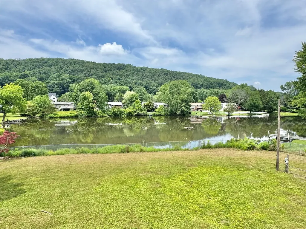 42 Merriewold Lane N Monroe NY 10950