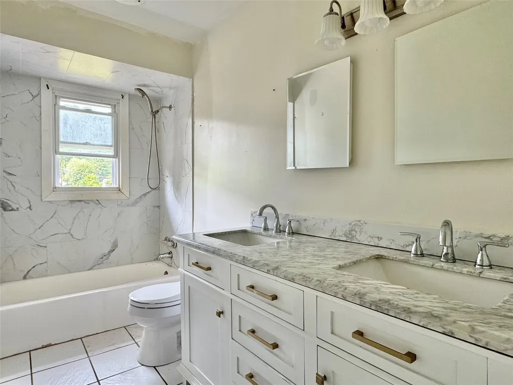 42 Merriewold Lane N Monroe NY 10950