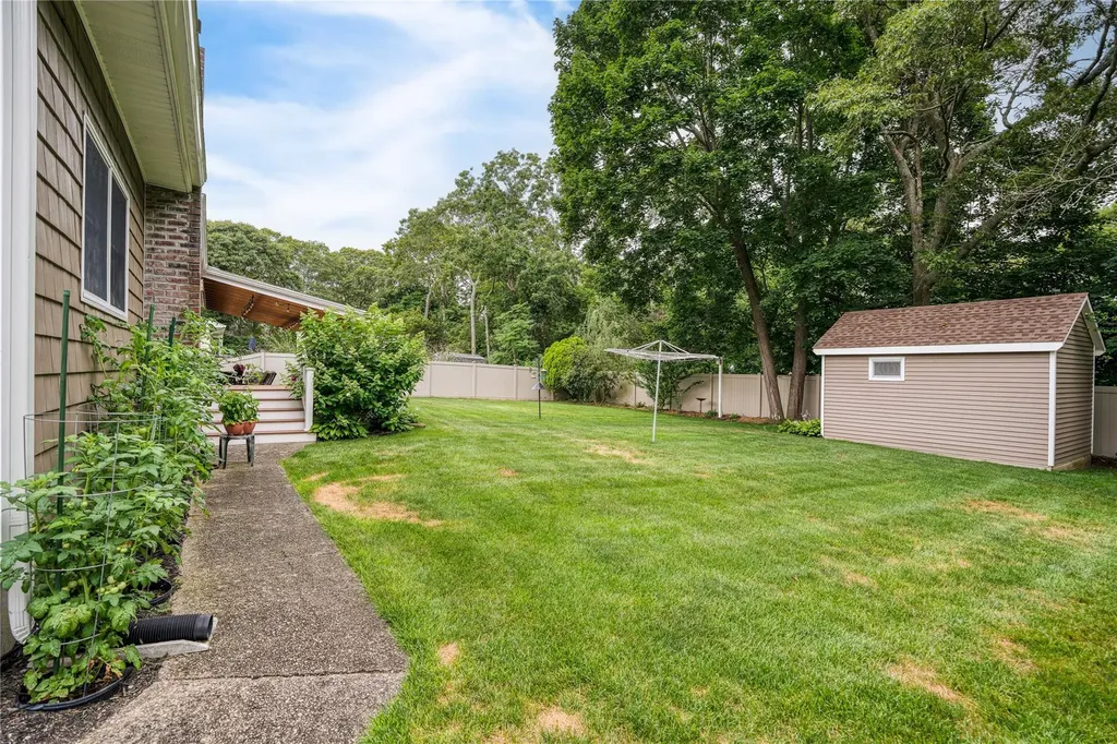 7 Russell Road Hampton Bays NY 11946