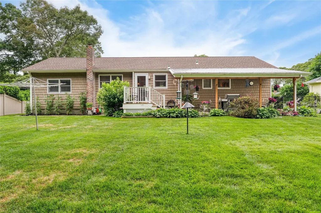 7 Russell Road Hampton Bays NY 11946