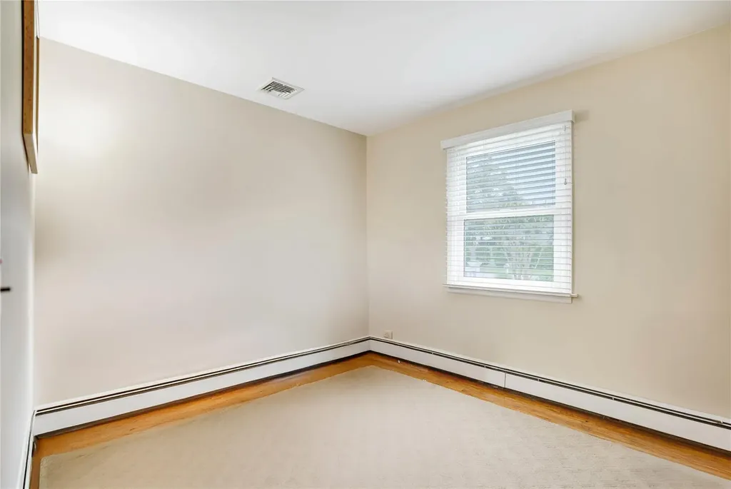 7 Russell Road Hampton Bays NY 11946