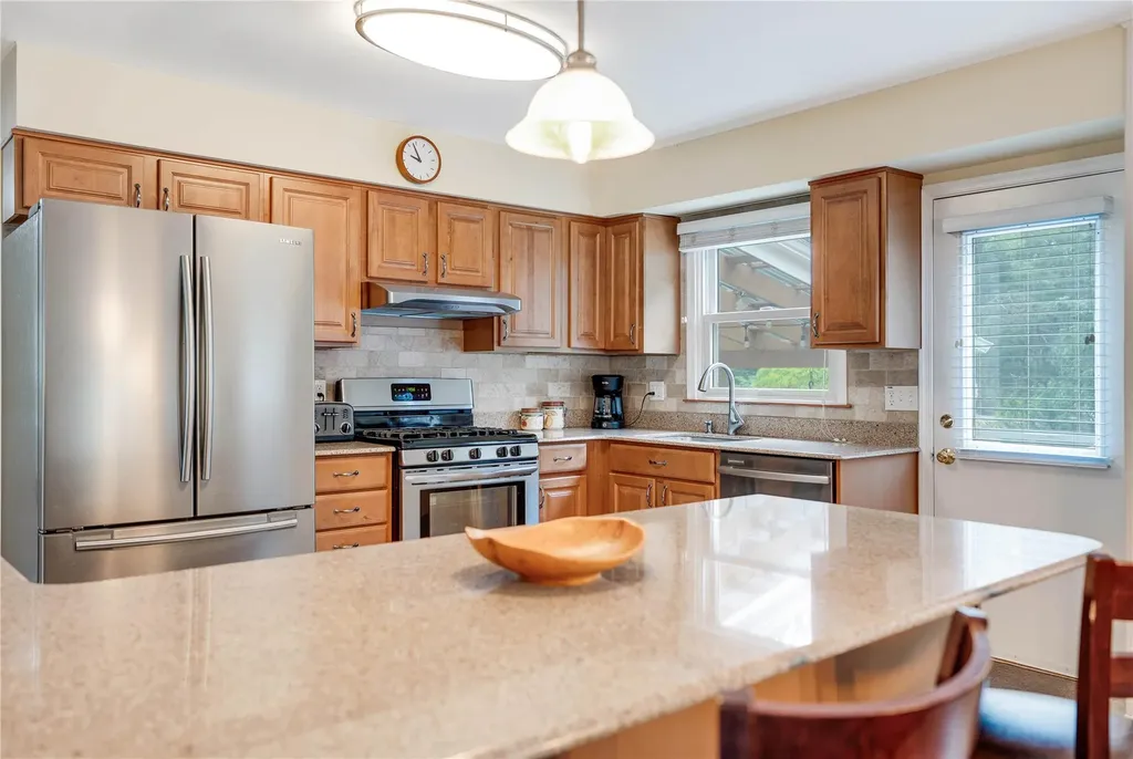 7 Russell Road Hampton Bays NY 11946