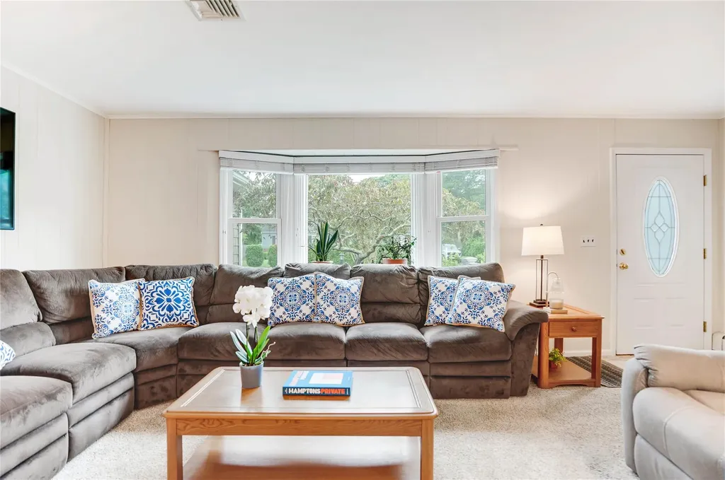 7 Russell Road Hampton Bays NY 11946