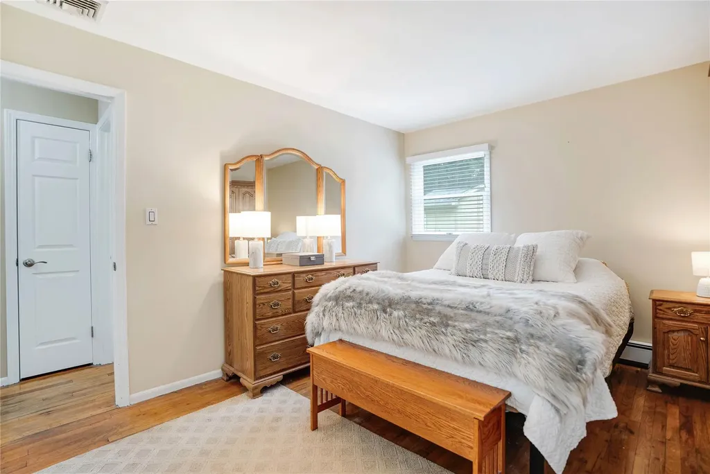 7 Russell Road Hampton Bays NY 11946