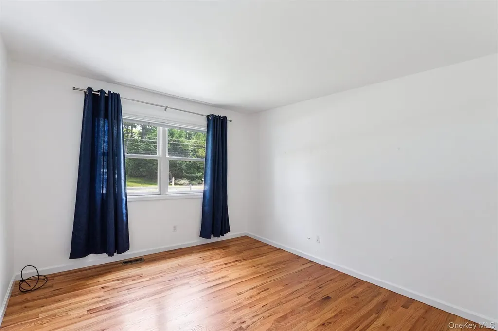 12 Hampton Bays Drive Hampton Bays NY 11946