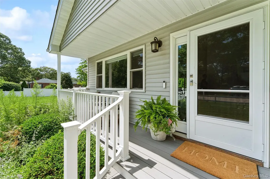 12 Hampton Bays Drive Hampton Bays NY 11946