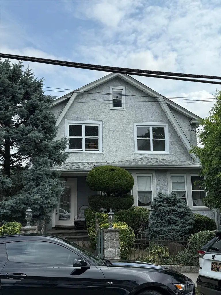 109 Greenvale Avenue Yonkers NY 10703