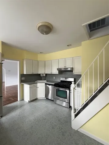 109 Greenvale Avenue Yonkers NY 10703