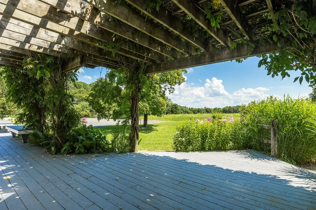 422 County Route 7 Pine Plains NY 12567