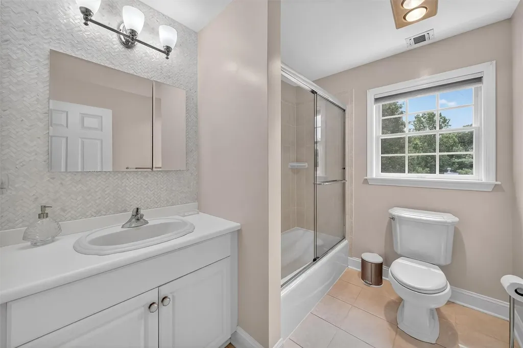 32 Waterview Drive Ossining NY 10562