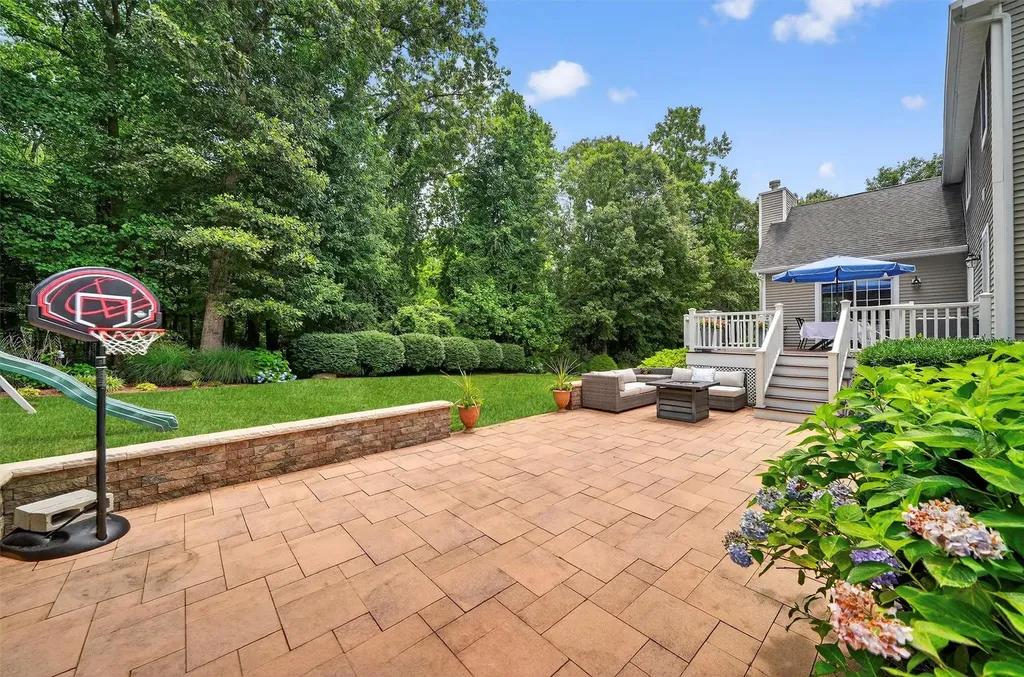 32 Waterview Drive Ossining NY 10562