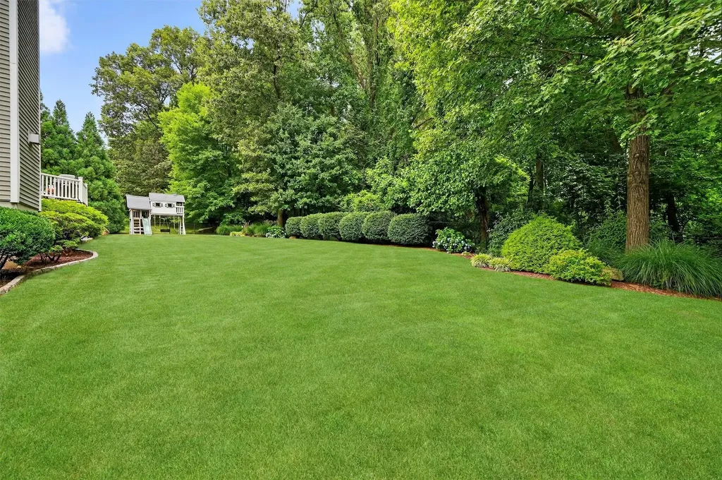 32 Waterview Drive Ossining NY 10562