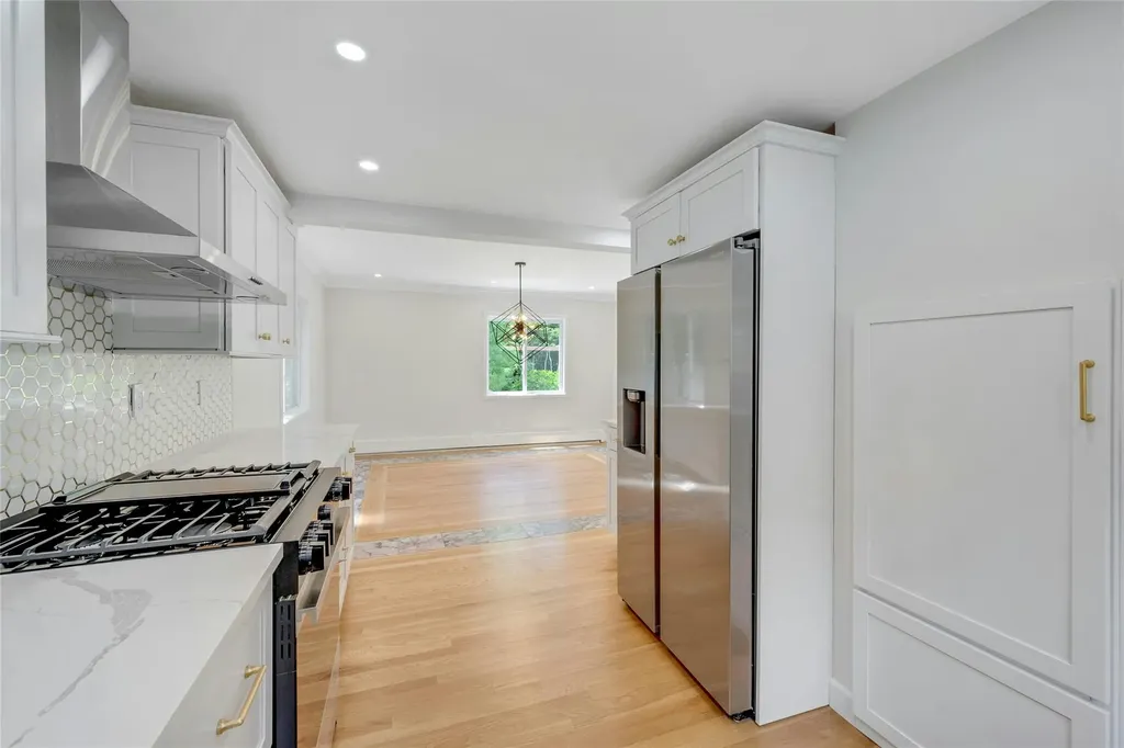 77 Greenwood Lane White Plains NY 10607