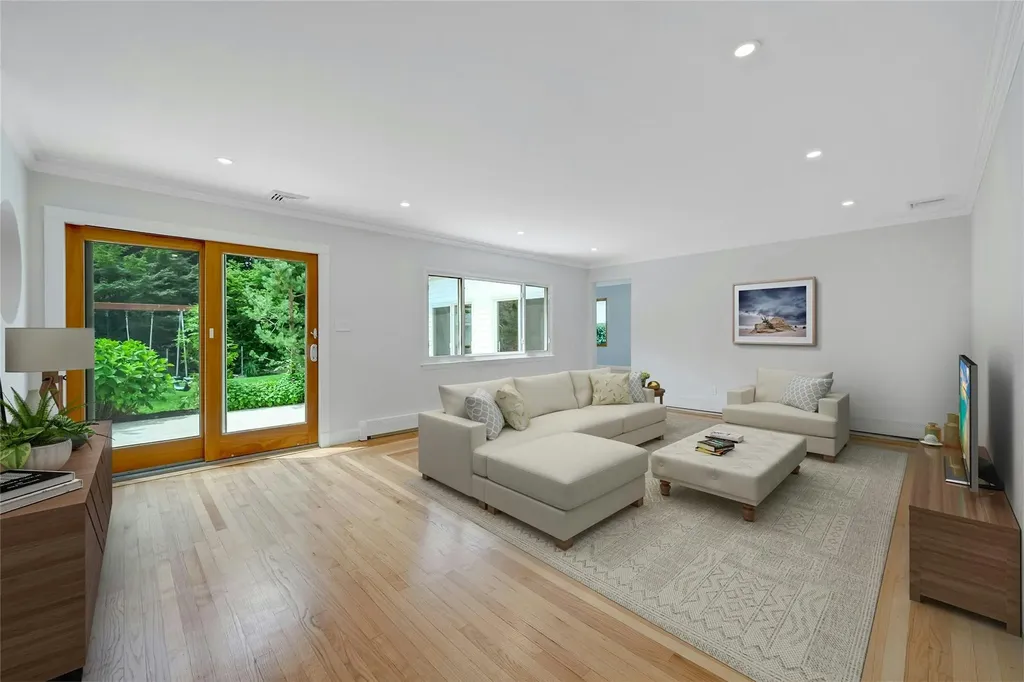 77 Greenwood Lane White Plains NY 10607