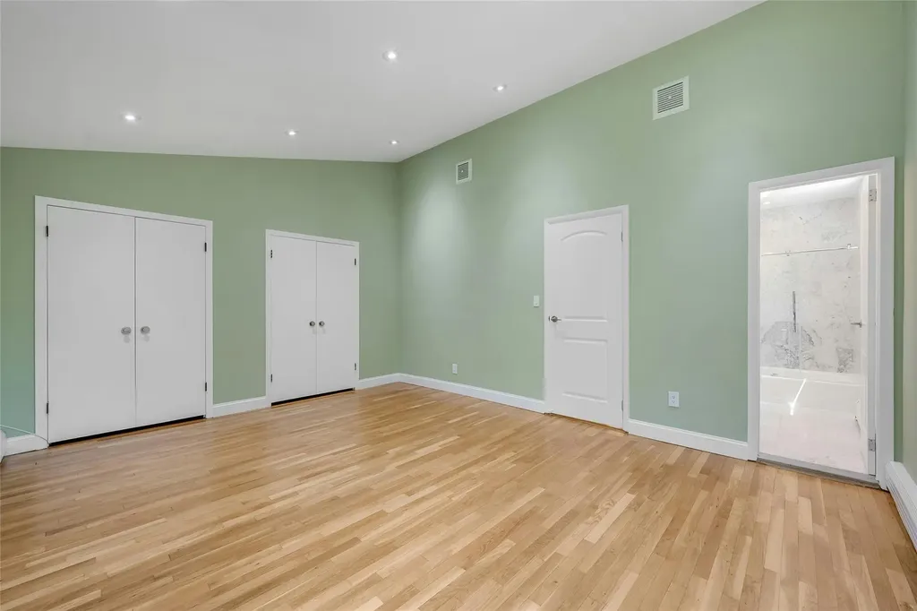 77 Greenwood Lane White Plains NY 10607