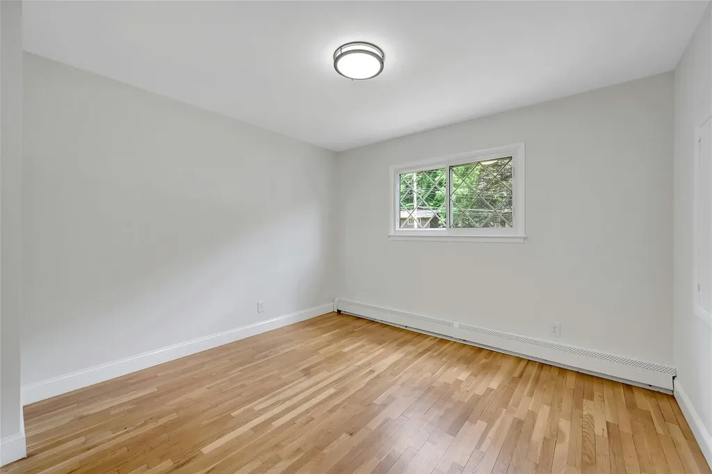 77 Greenwood Lane White Plains NY 10607