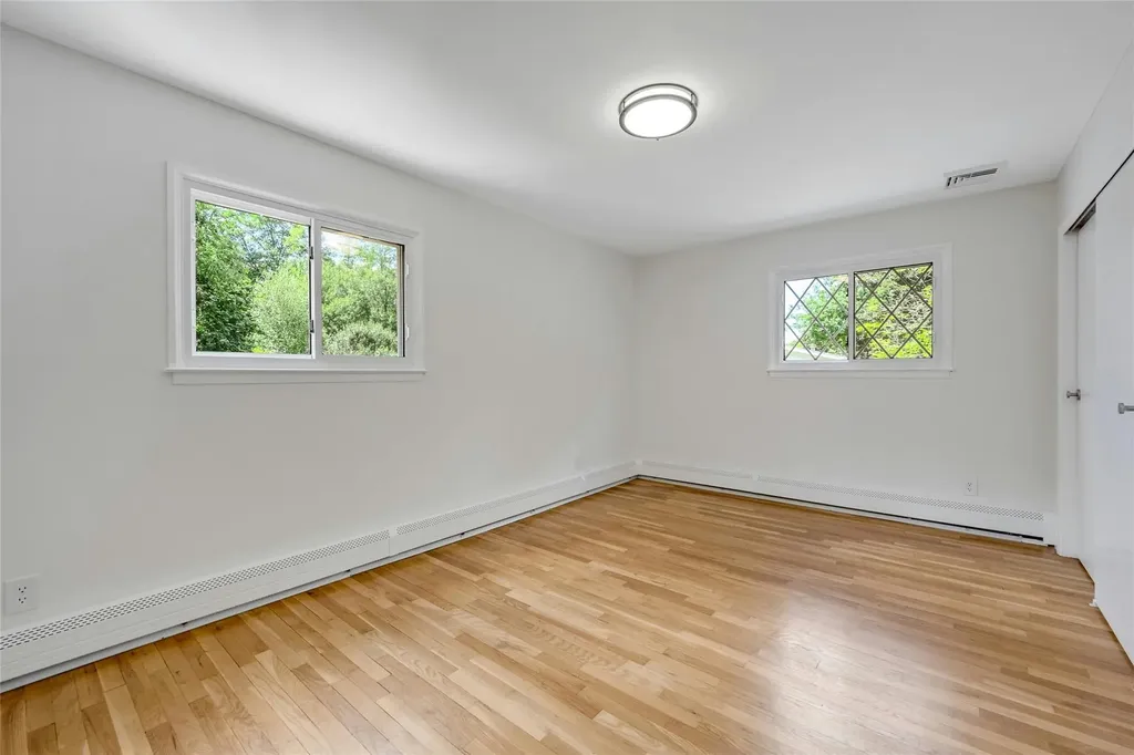 77 Greenwood Lane White Plains NY 10607