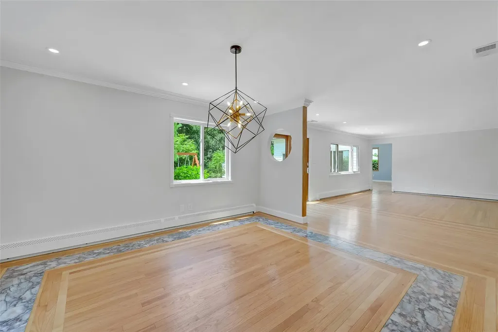 77 Greenwood Lane White Plains NY 10607