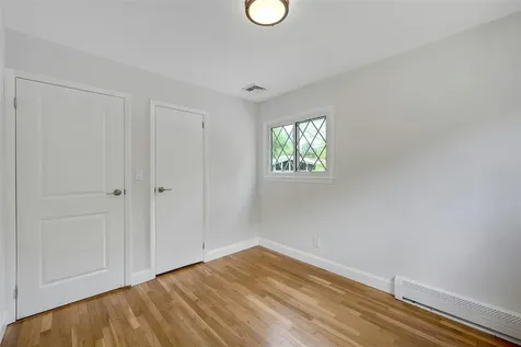 77 Greenwood Lane White Plains NY 10607
