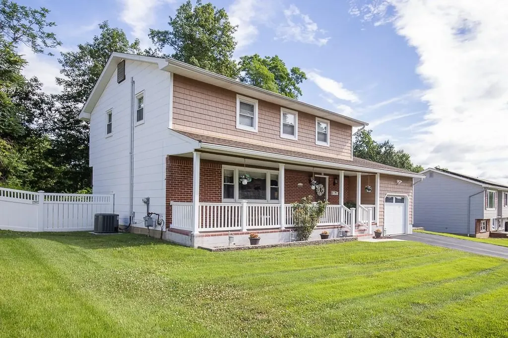 22 Rowan Drive Garnerville NY 10923