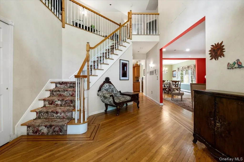 1040 Washington Avenue Plainview NY 11803