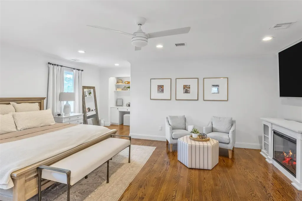 111 Hampton Way Merrick NY 11566