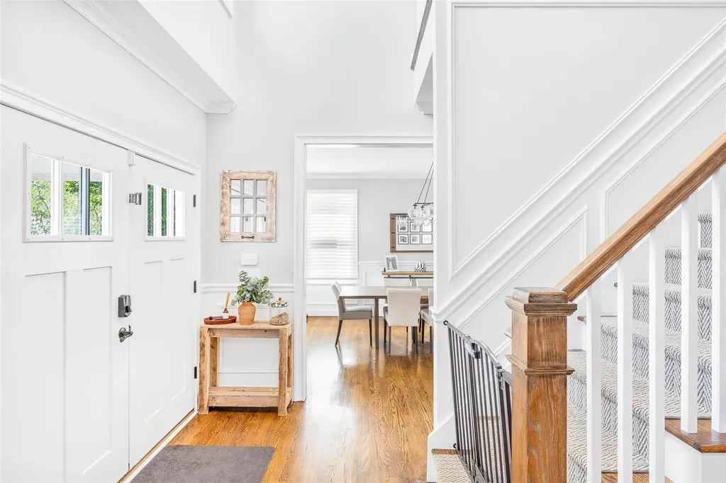 111 Hampton Way Merrick NY 11566