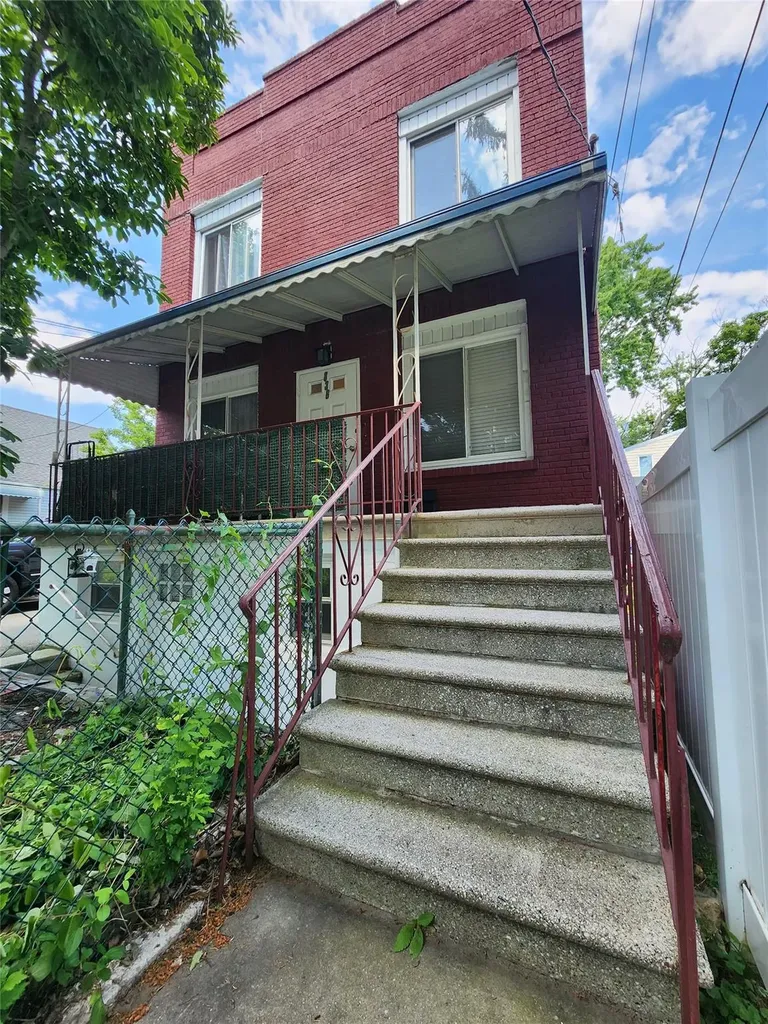 836 Revere Avenue Bronx NY 10465