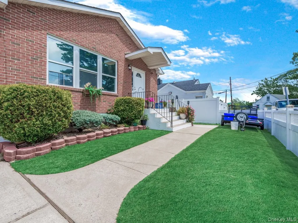 39 Mirin Avenue Roosevelt NY 11575