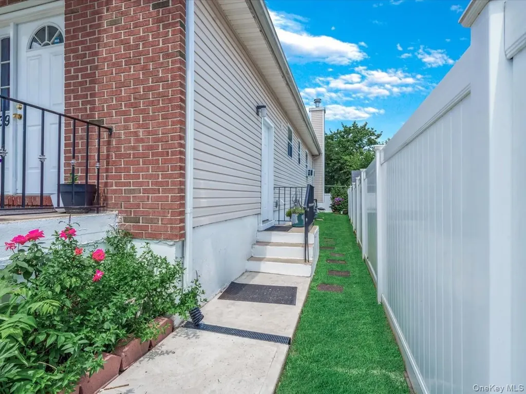 39 Mirin Avenue Roosevelt NY 11575