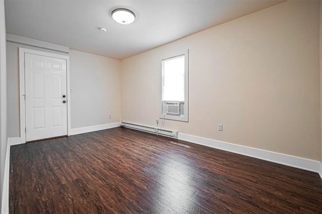 14 Pulaski Highway Pine Island NY 10969