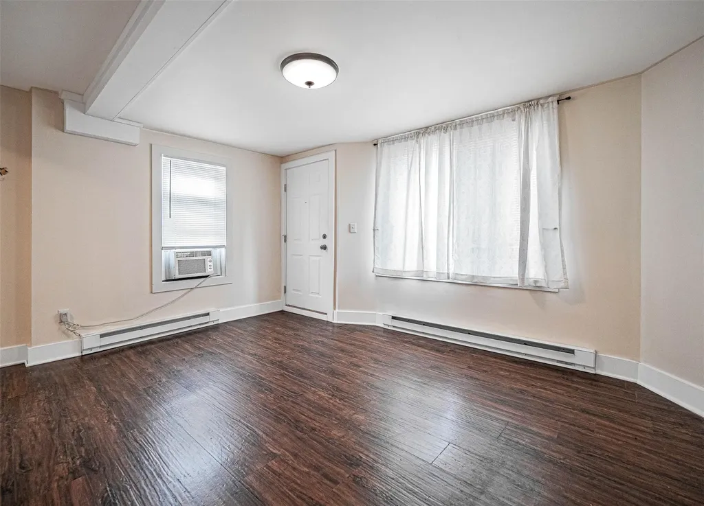 14 Pulaski Highway Pine Island NY 10969