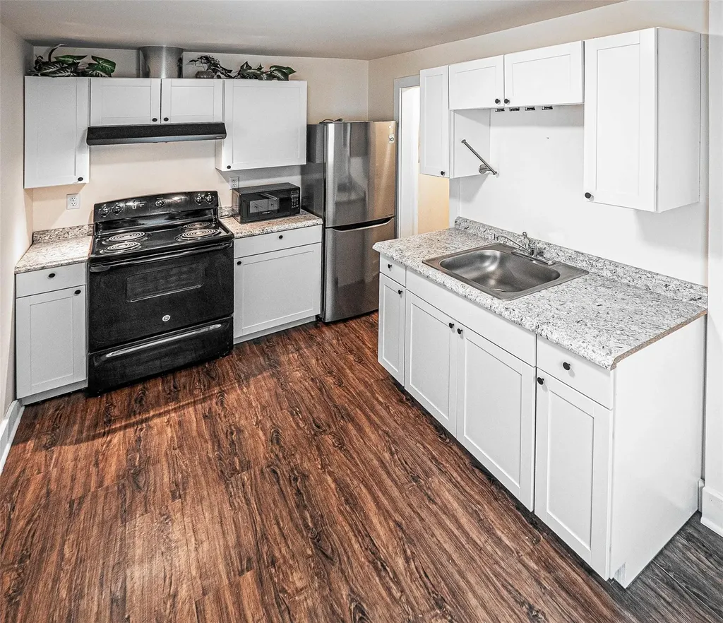 14 Pulaski Highway Pine Island NY 10969