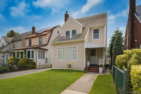 241-10 86th Avenue Bellerose NY 11426