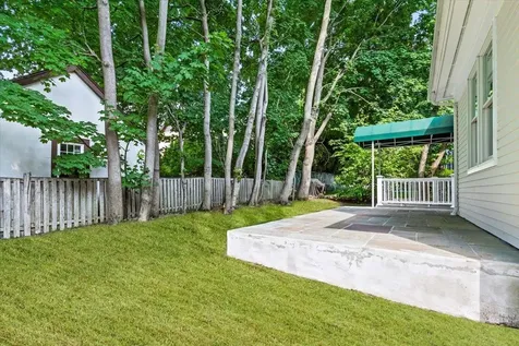 119 Brambach Road Scarsdale NY 10583