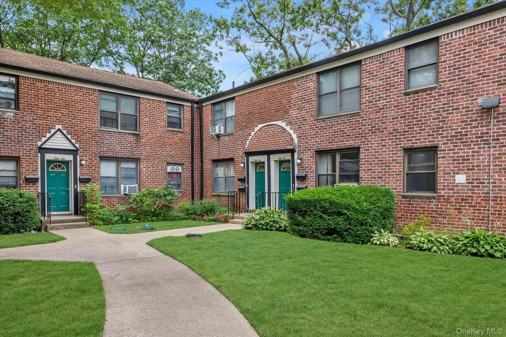 196-32 69th Avenue Fresh Meadows NY 11365
