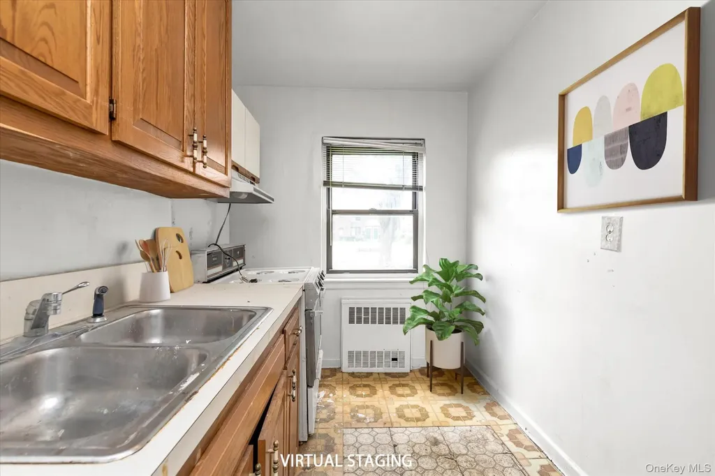 196-32 69th Avenue Fresh Meadows NY 11365