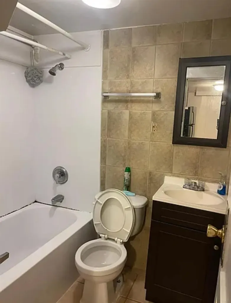 2564 Paulding Avenue Bronx NY 10469